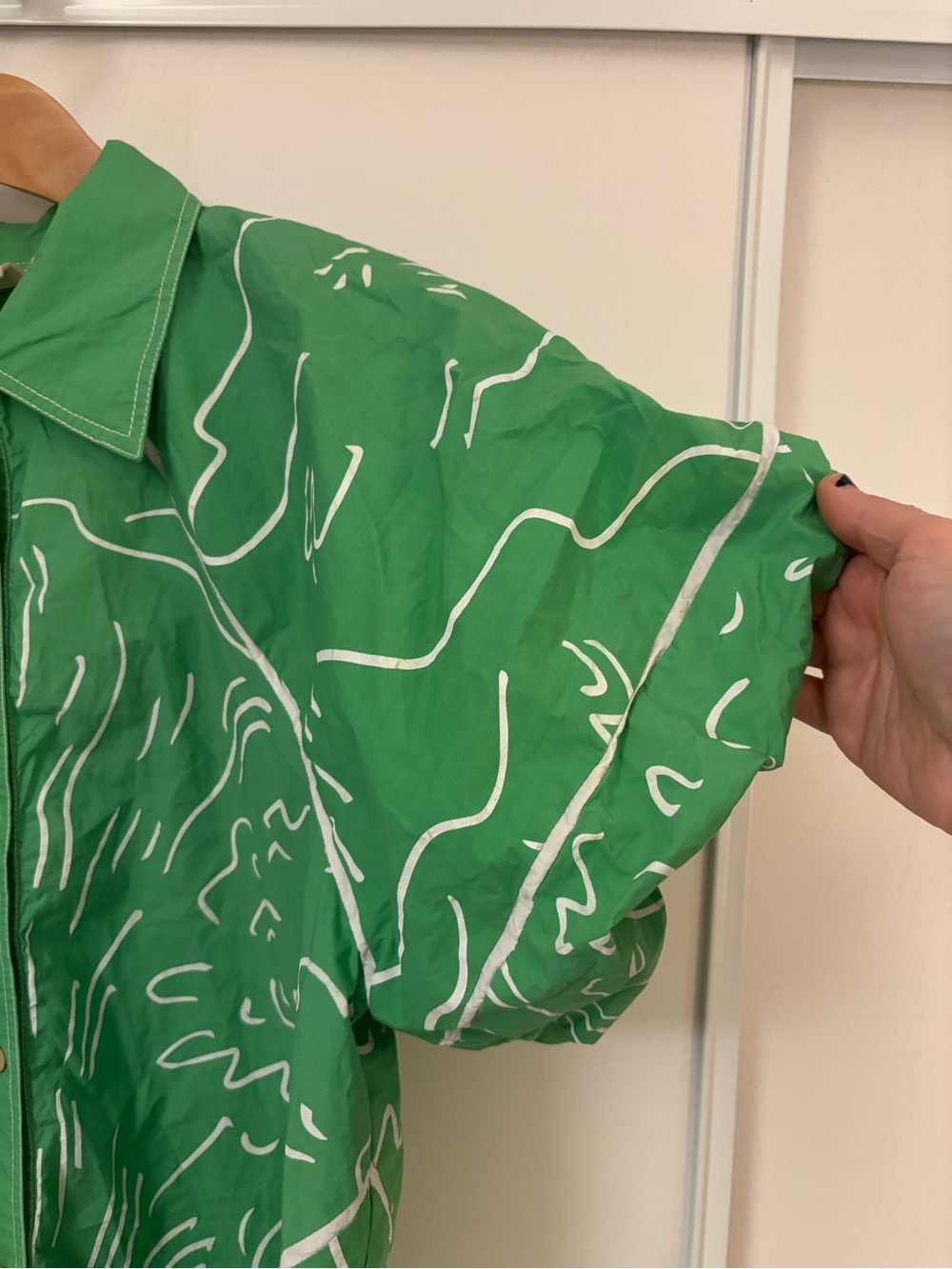 Lovebirds Top Size Large Green Relaxed Dopamine Maximalist Rare Dramatic Puff - Picture 4 of 10